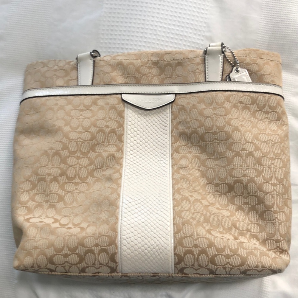 Coach handbag